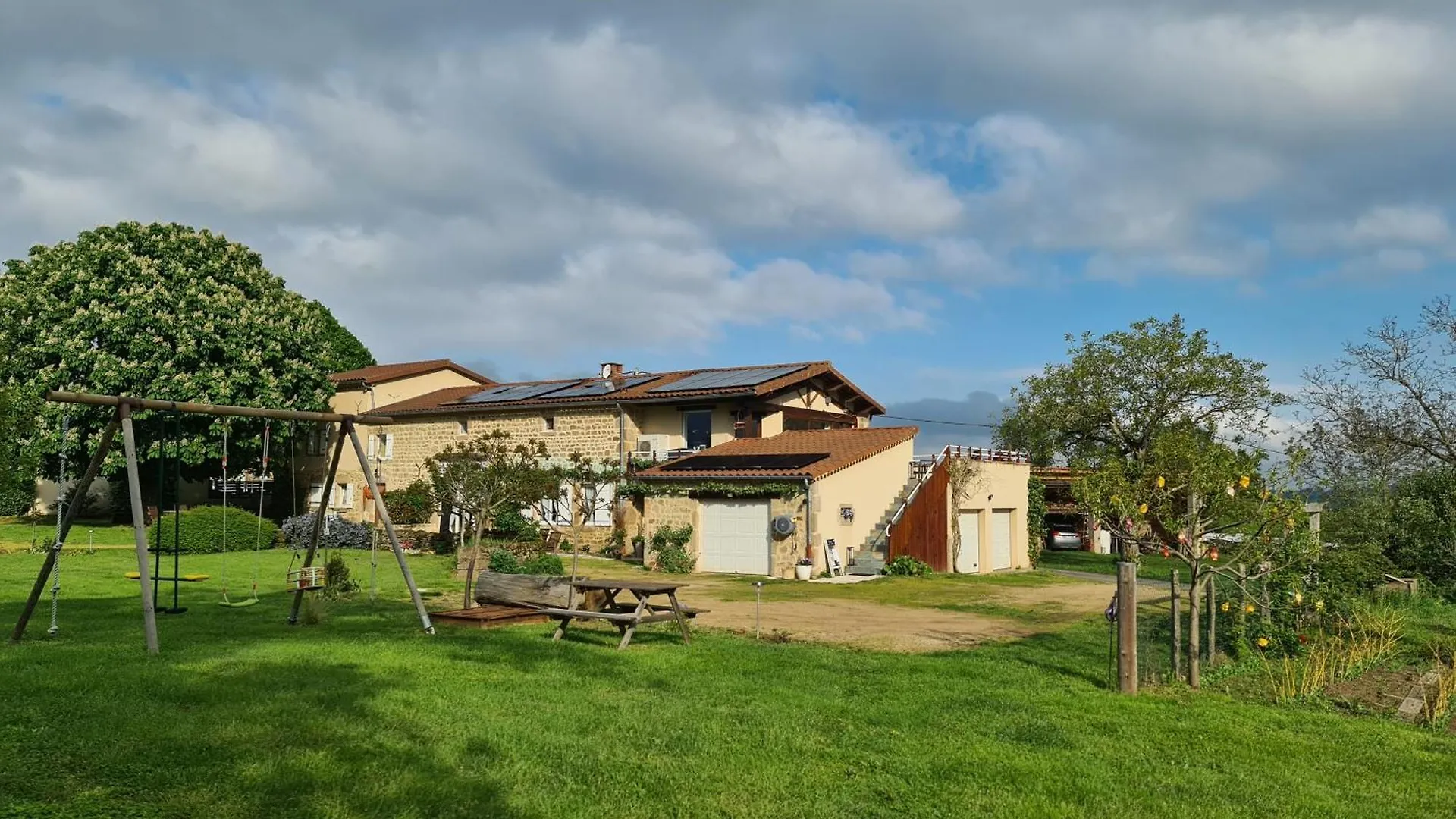 Apartment Gite Chez Tiane Saint-Flour-L'Etang France