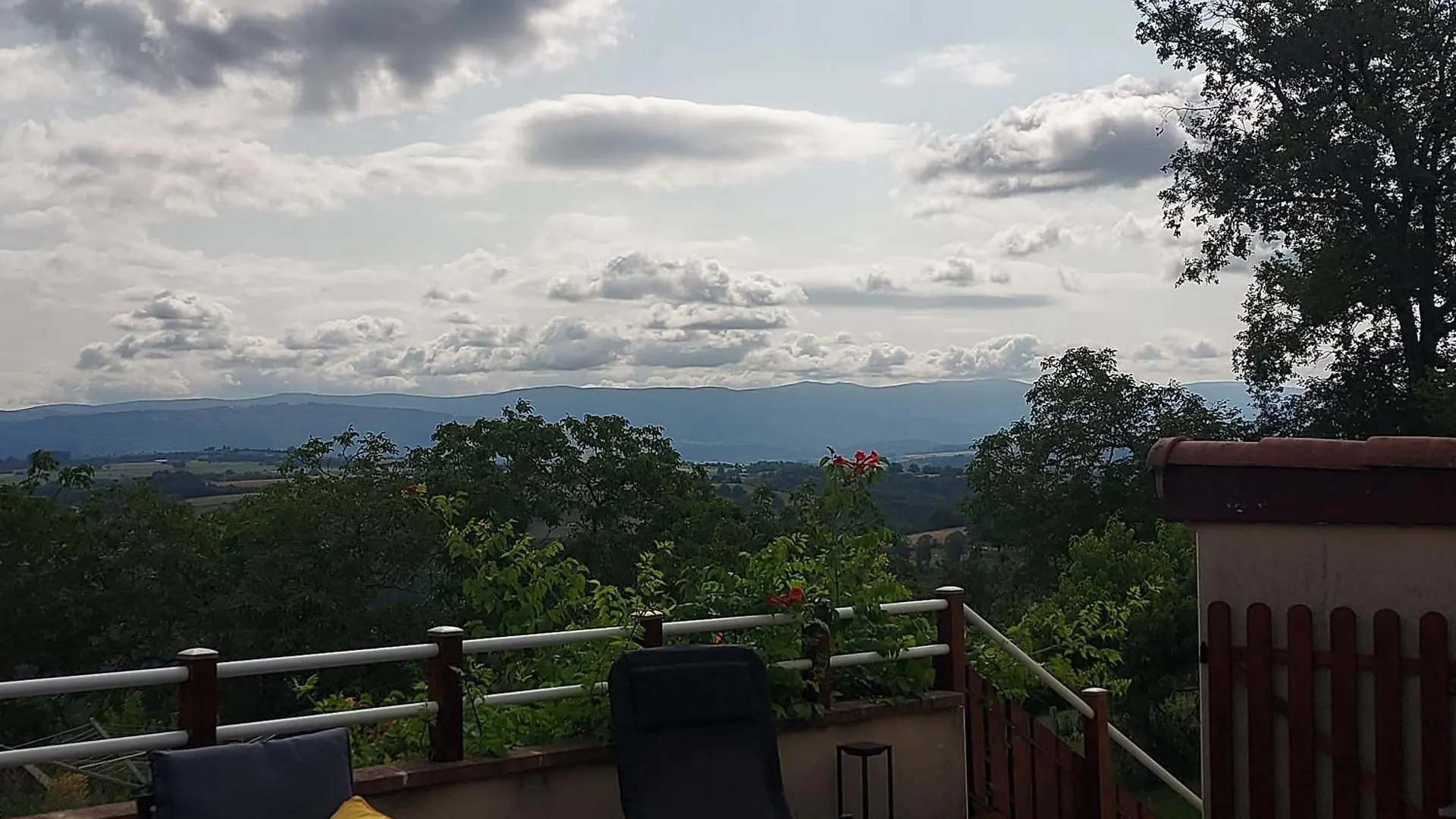 Gite Chez Tiane Saint-Flour-L'Etang Γαλλία