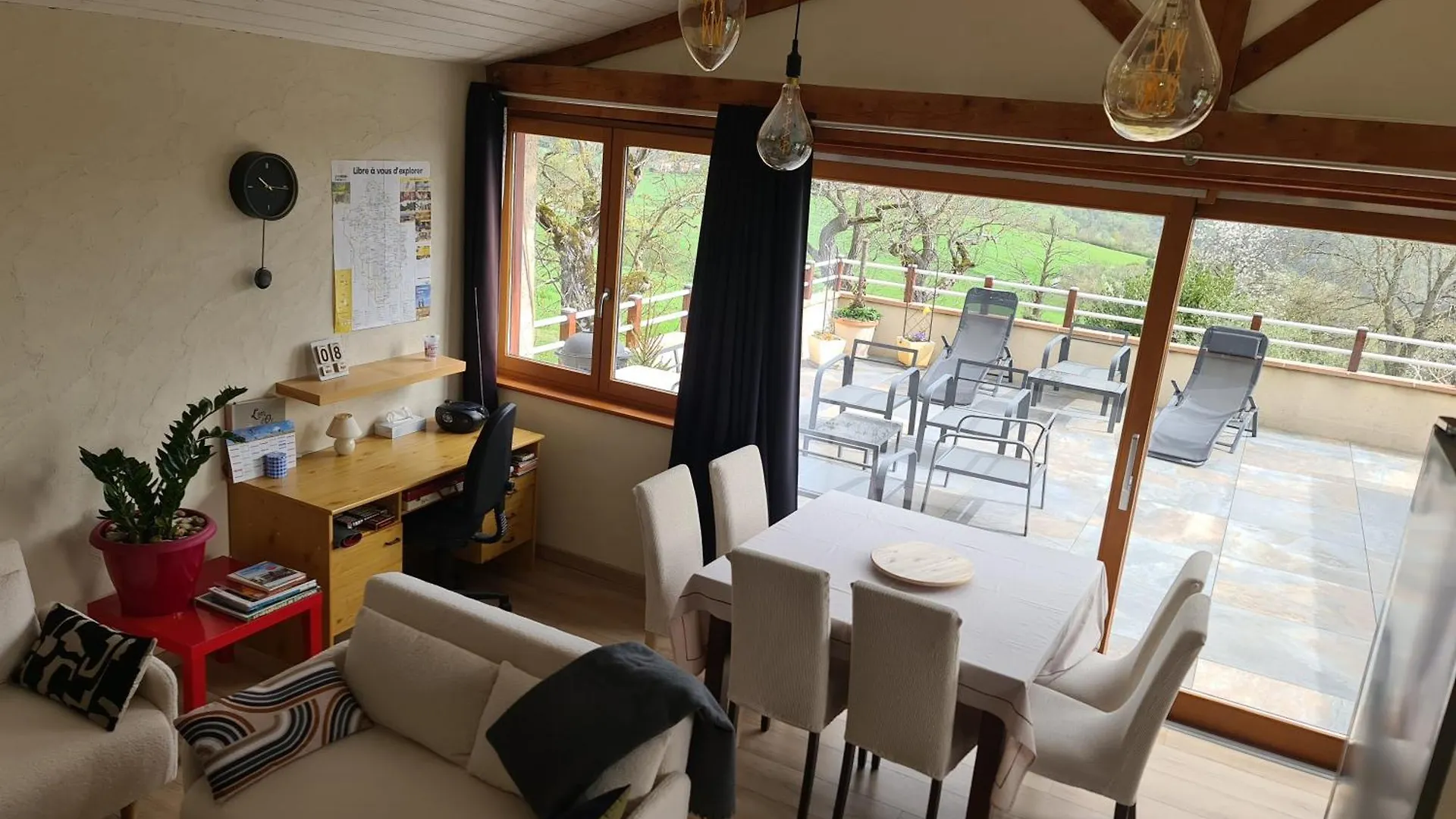 Gite Chez Tiane Saint-Flour-L'Etang Διαμέρισμα