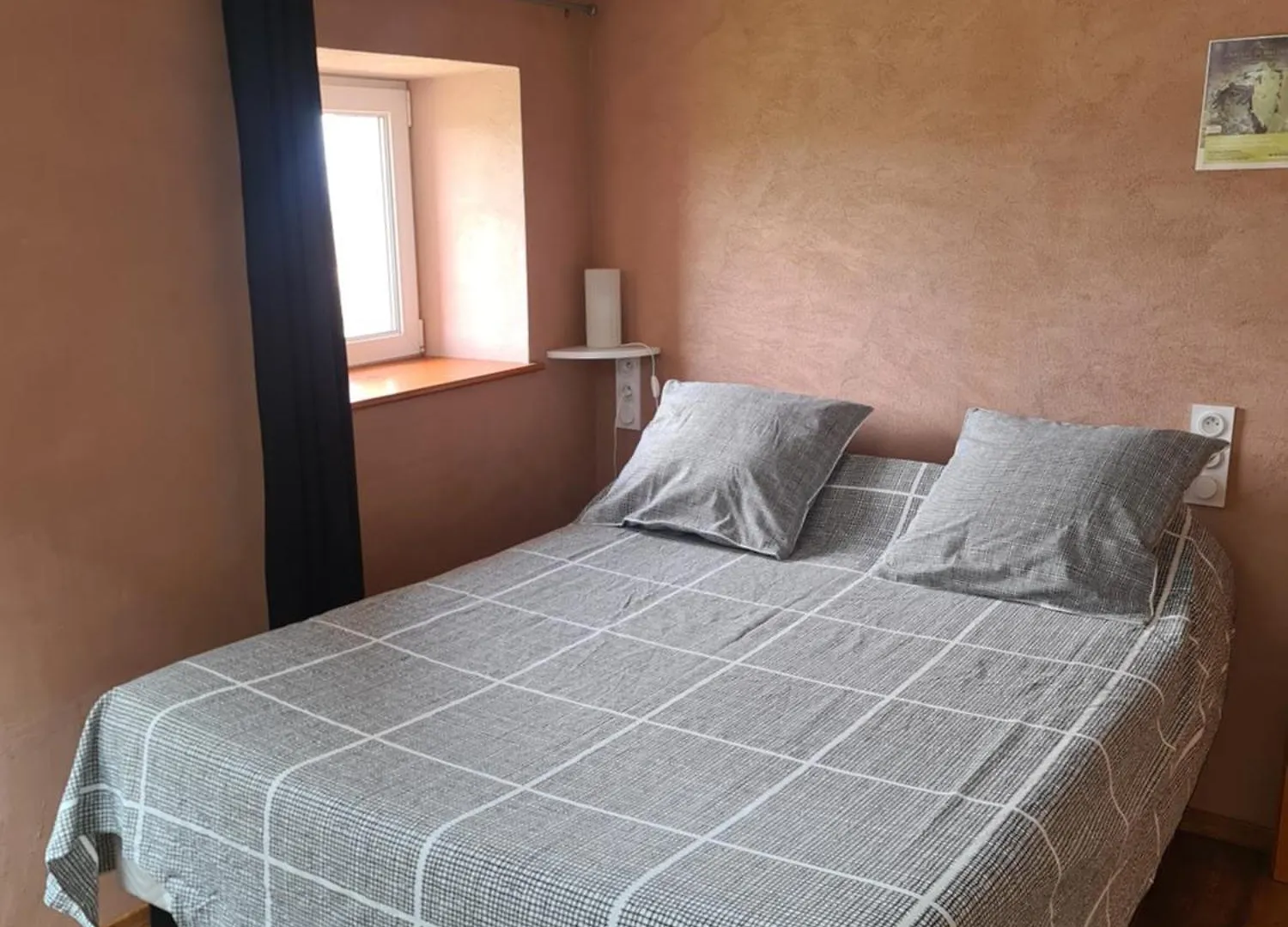 Gite Chez Tiane Saint-Flour-L'Etang 0*,  Γαλλία